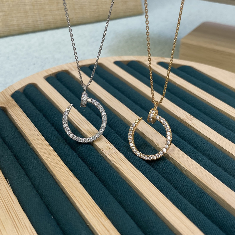 经典卡家项链女 镀18k玫瑰金钉子项链时尚百搭镶钻短款锁骨链饰品