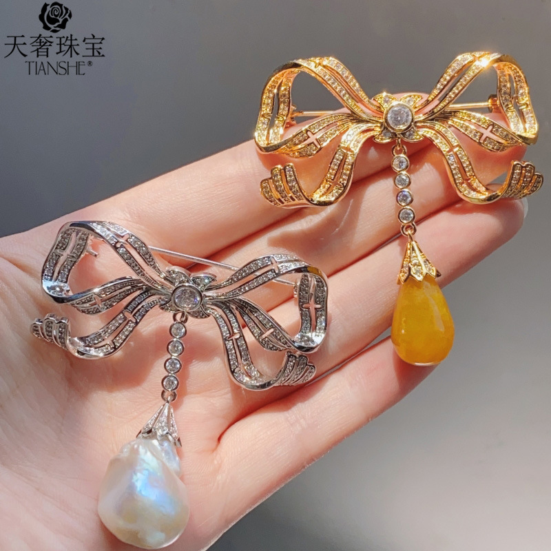 天奢珠宝高档品牌 法式高级感巴洛克珍珠蝴蝶结胸针女 贵妇款首饰