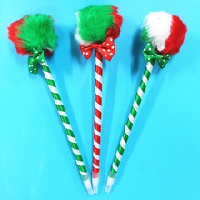 圣诞节可爱彩色毛毛球圆珠笔卡通蝴蝶结毛绒球中油笔圣诞礼物装饰