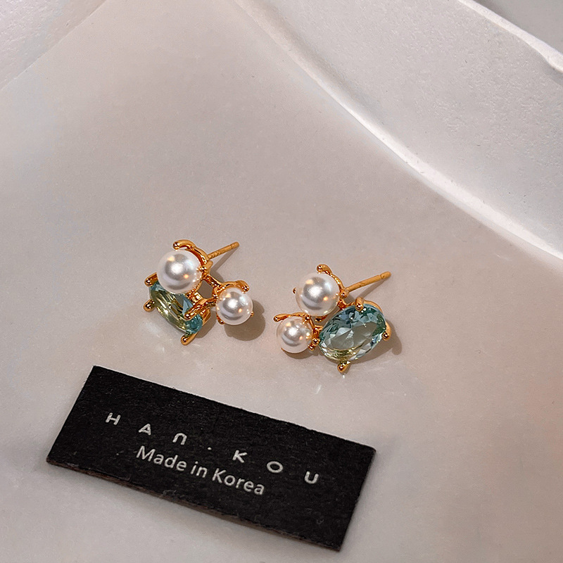 real gold plating simple internet celebrity same pearl stud earrings s925 sterling silver needle mori style olive green super flash zircon earrings