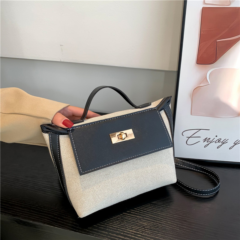 Autumn and Winter New Trend Square Pouch 2022 Fashion Color Contrast Retro Simple Shoulder Bag Western Style Messenger Bag Wholesale