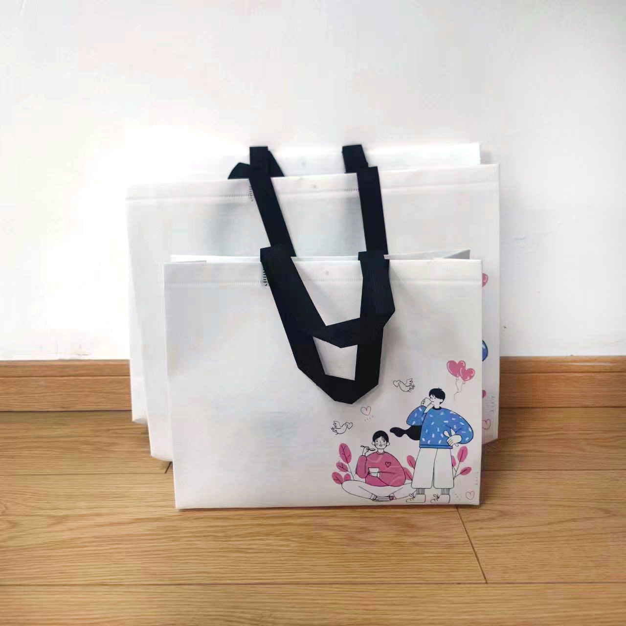 Fashion Simple Film Non-Woven Fabric Gift Hand-Held Packing Bags Women's Clothing Clothing Store Shopping Bag Wholesale