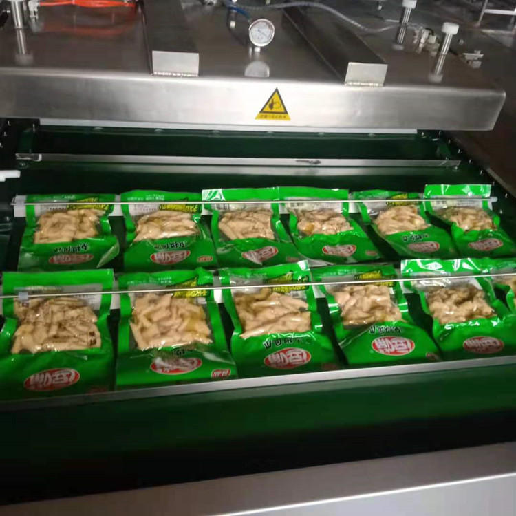 滚动式真空包装机 泡椒泡菜酸菜全自动滚动包装设备 连续式封口机