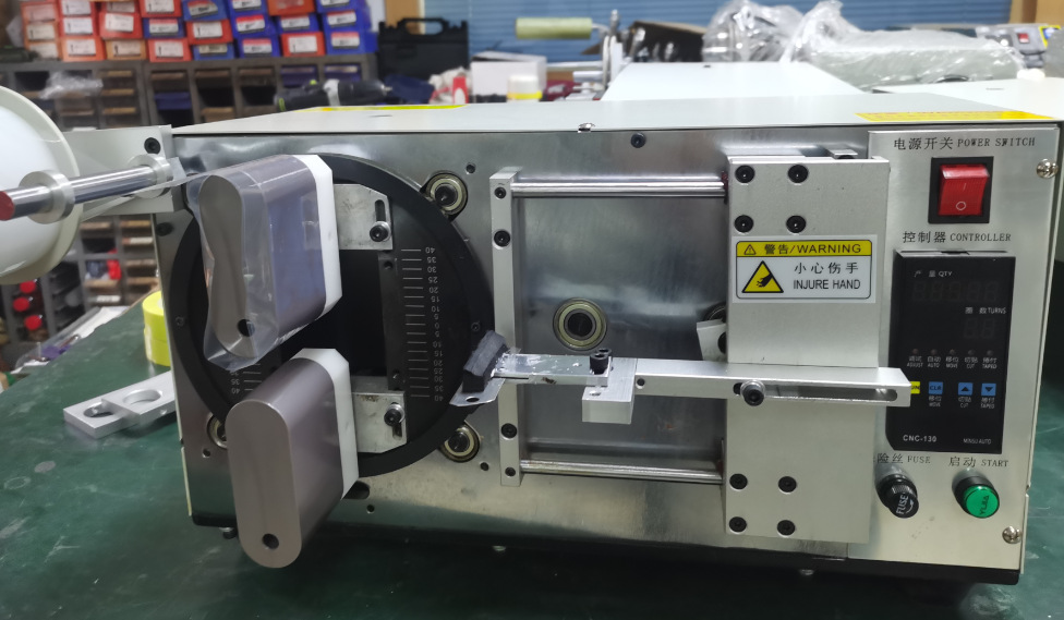 手机贴膜机器自动