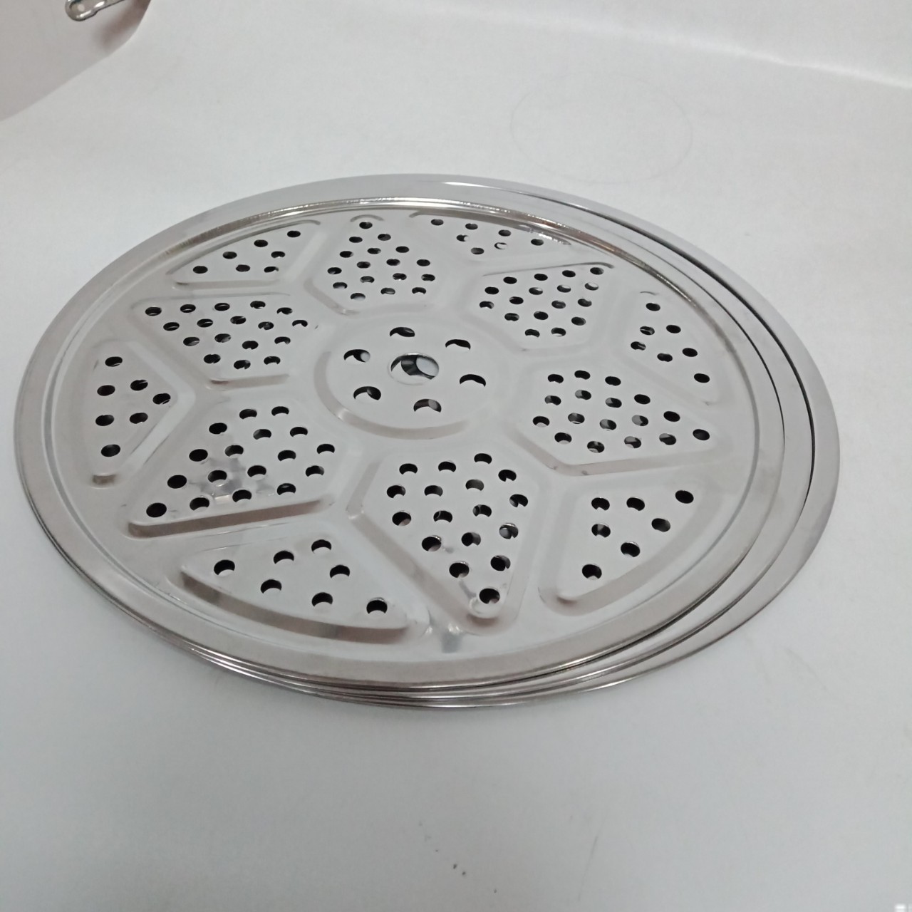 不锈钢蒸片蒸架蒸盘蒸锅篦子蒸屉蒸馒头垫蒸笼片炒锅隔层蒸格