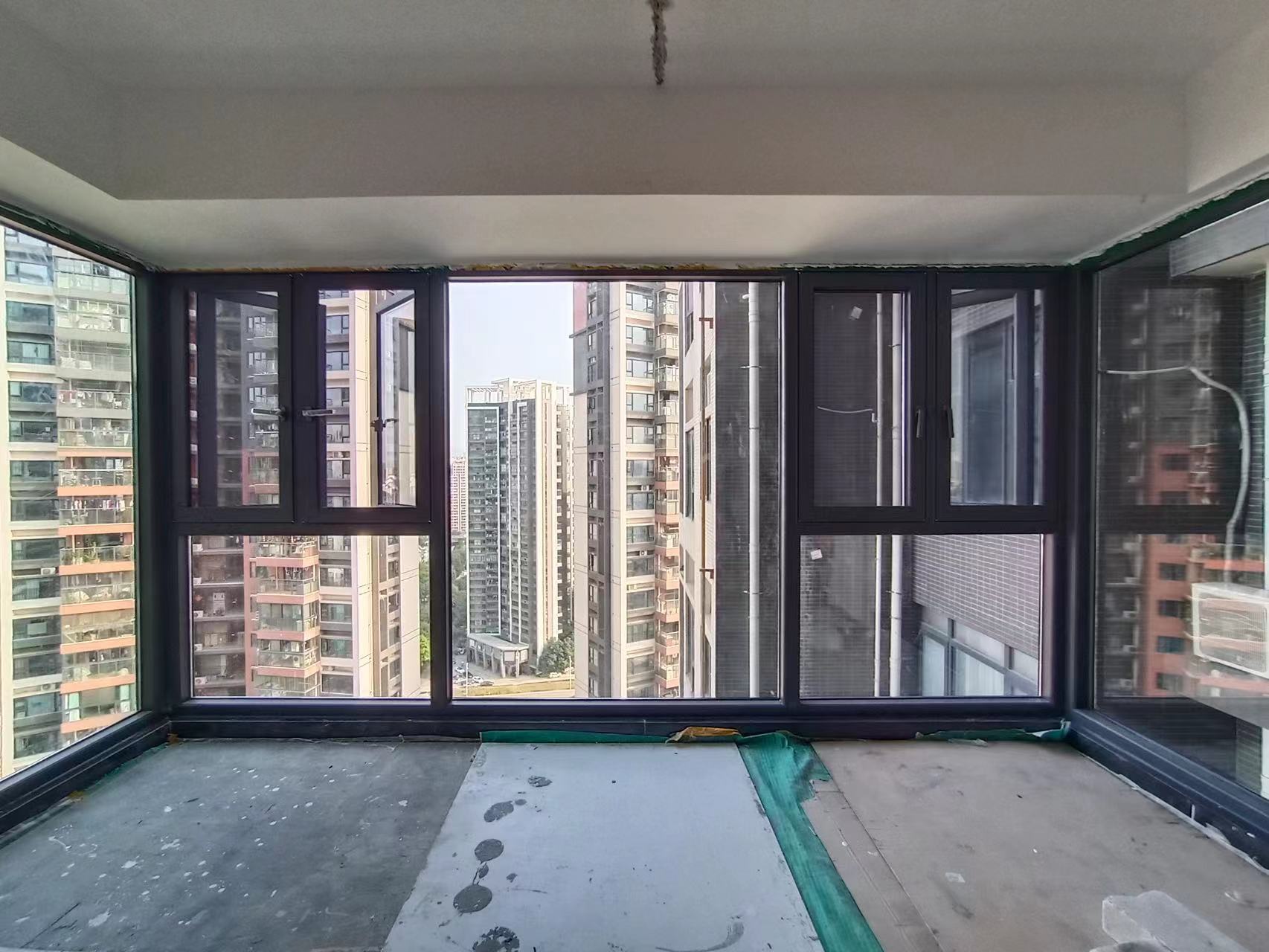 专业铝合金门窗