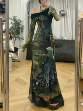 法式复古绿色油画印花茶歇风花边斜领设计长袖连衣裙