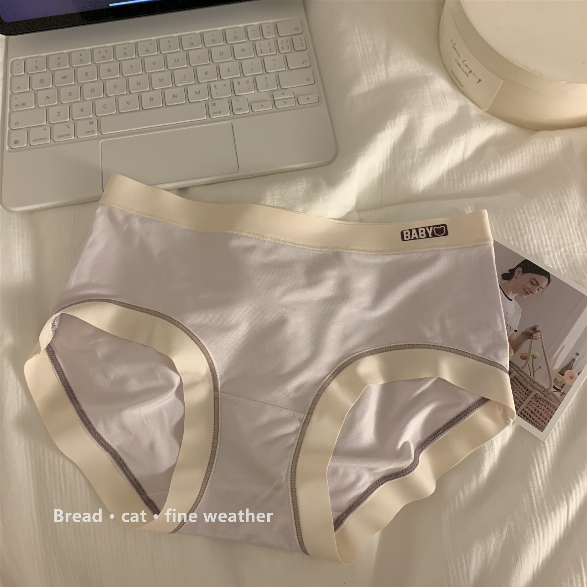 Japanese Style Simple Cosy Girl Underwear Skin-Friendly Soft Cotton Crotch Cute Letters Waist Girls Seamless Briefs