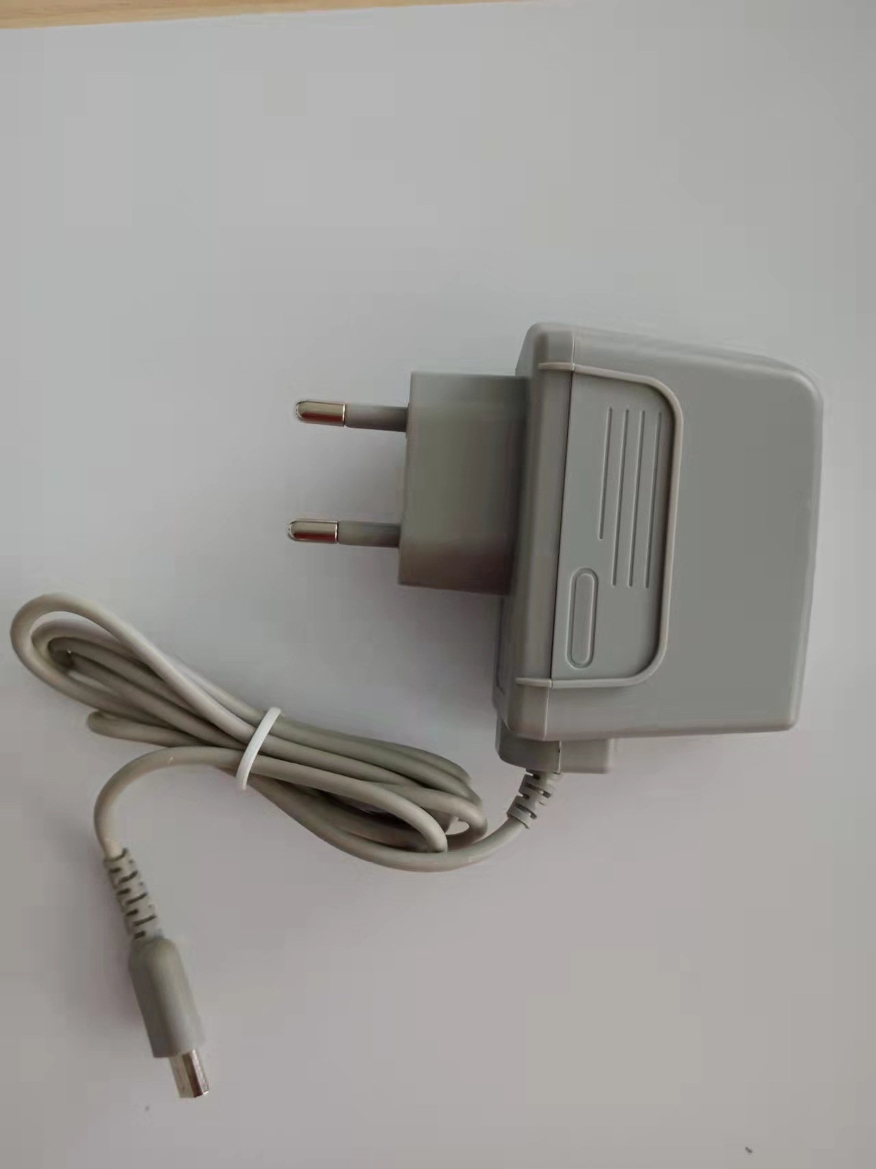 ndsl充电器 ndslite电源适配器ndsl火牛 美规欧规彩盒现货