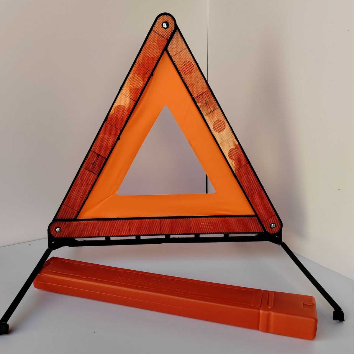 汽车用车载折叠三脚架警示牌故障停车安全三角架反光警告牌-阿里巴巴