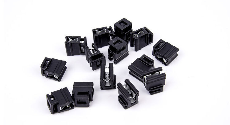 t30rec19卡扣防火扎带自成一体汽车电子线束塑料钣金卡扣