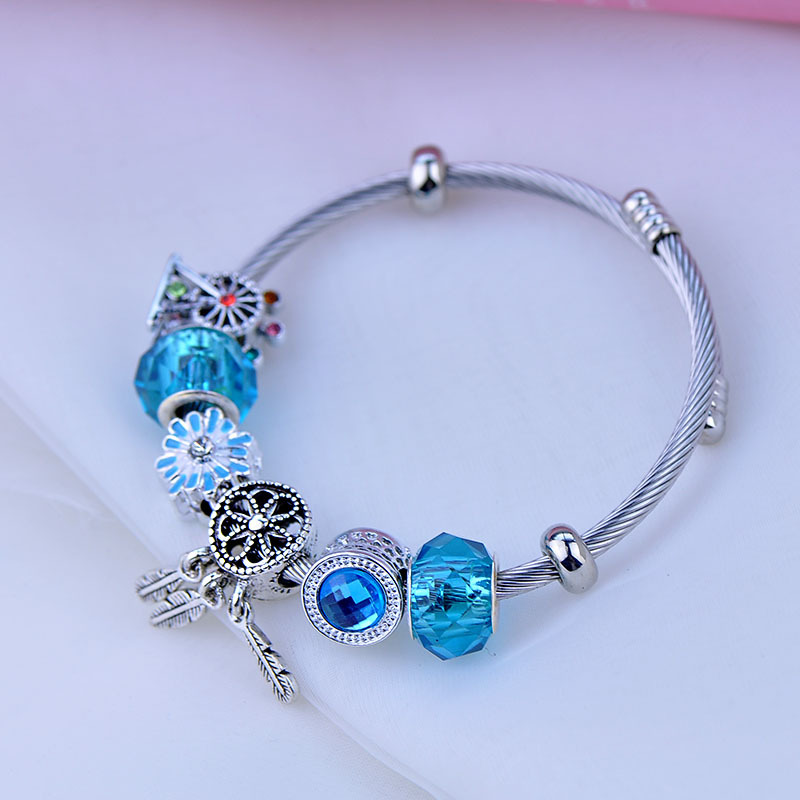 潘家钛钢手链捕梦网蓝色系滴油花朵diy串珠手串女性学生手镯饰品