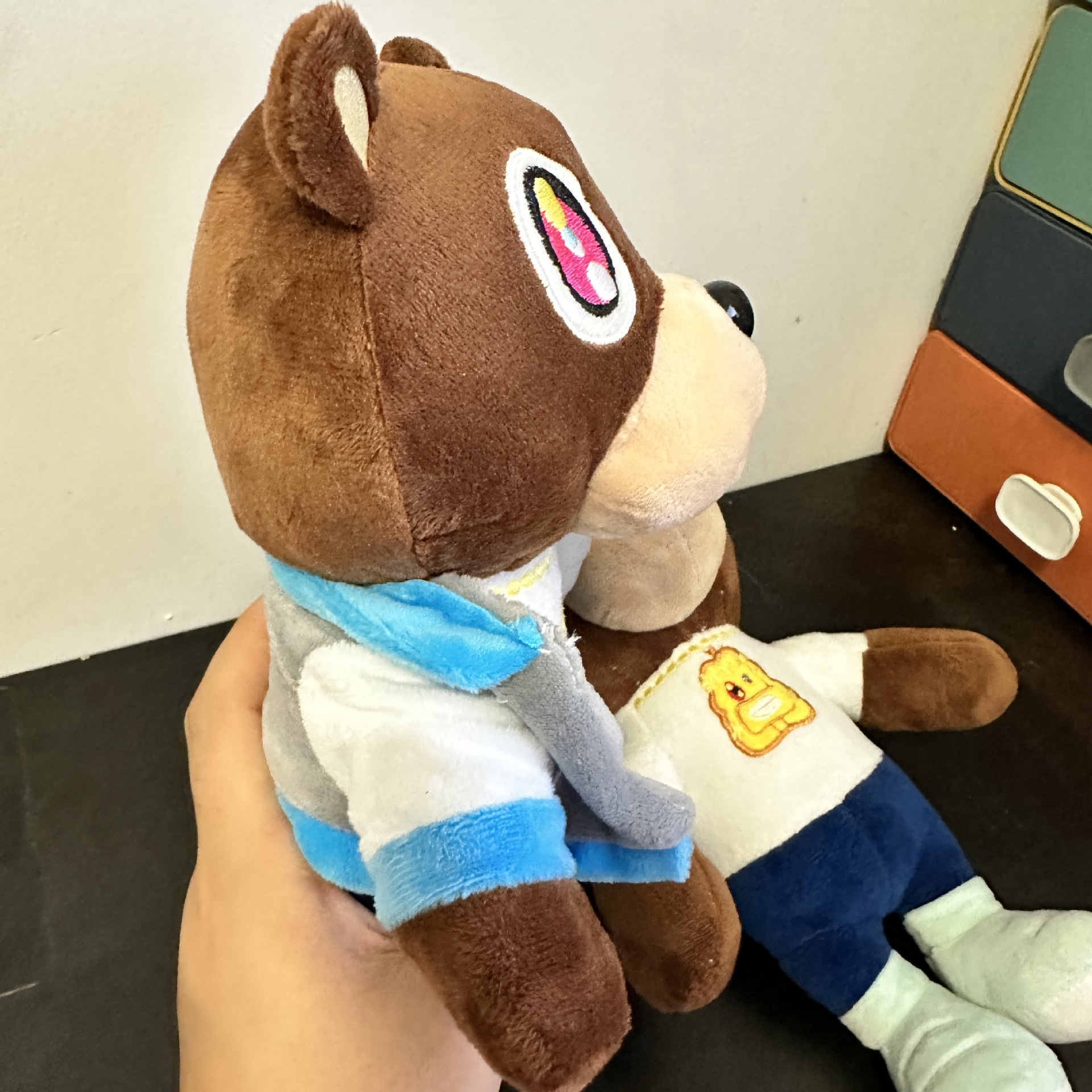 亚马逊跨境爆款毛绒玩具公仔 新品kanye teddy bear 侃爷泰迪熊