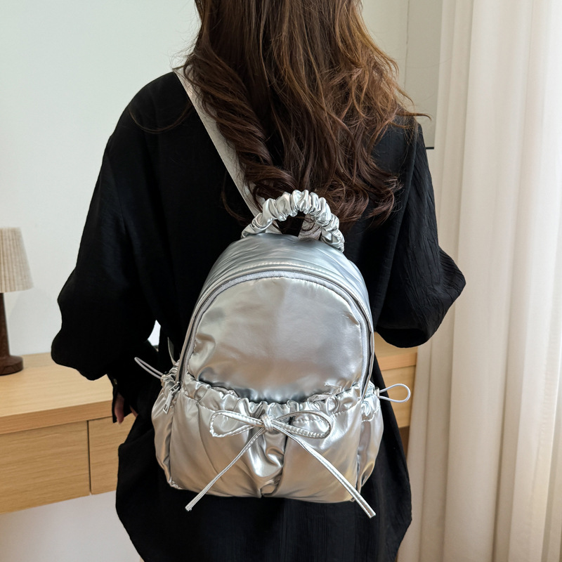 双肩包2024新款男女学生背包大容量旅行包通勤女包大学生韩版背包