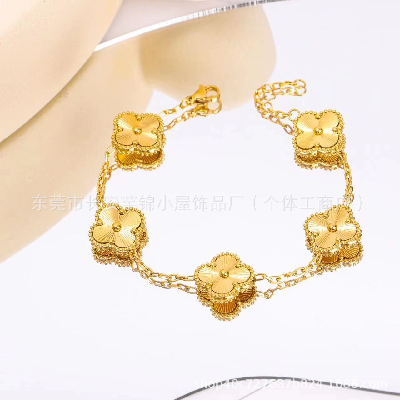 高版本镭射四叶草手链女钛钢18k简约时尚不掉色饰品手链-阿里巴巴