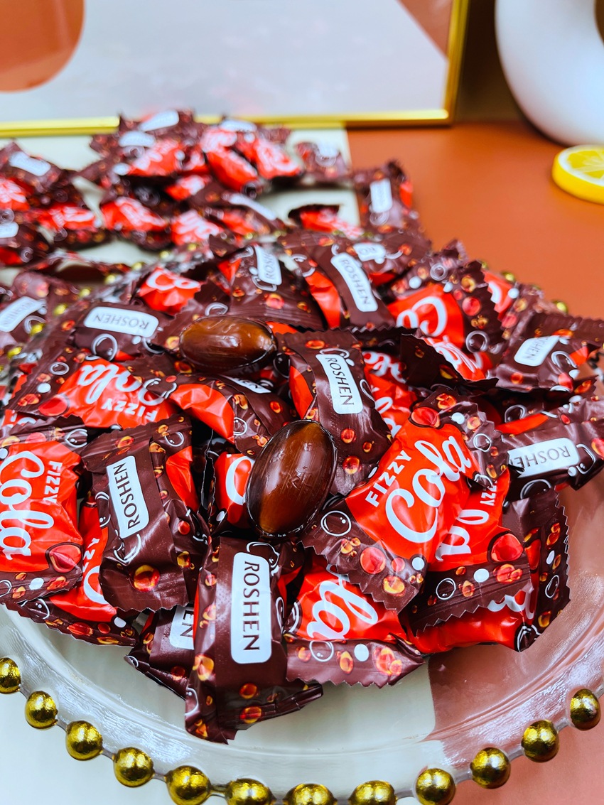 俄罗斯如胜可乐硬糖1000克 水果硬糖 一件代发批发