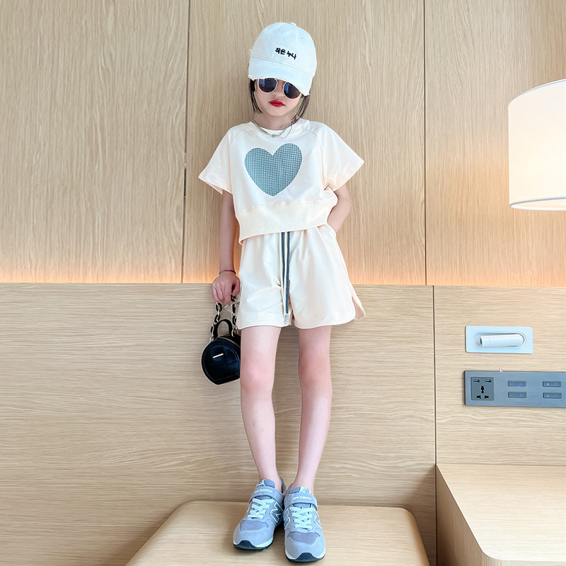 网红女童短裤套装夏季2024新款洋气儿童休闲衣服小女孩童装夏装潮