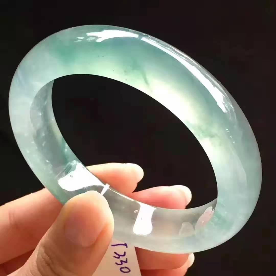 缅甸翡翠玻璃种冰蓝翠丝翡翠手镯高冰水润正圈玉镯