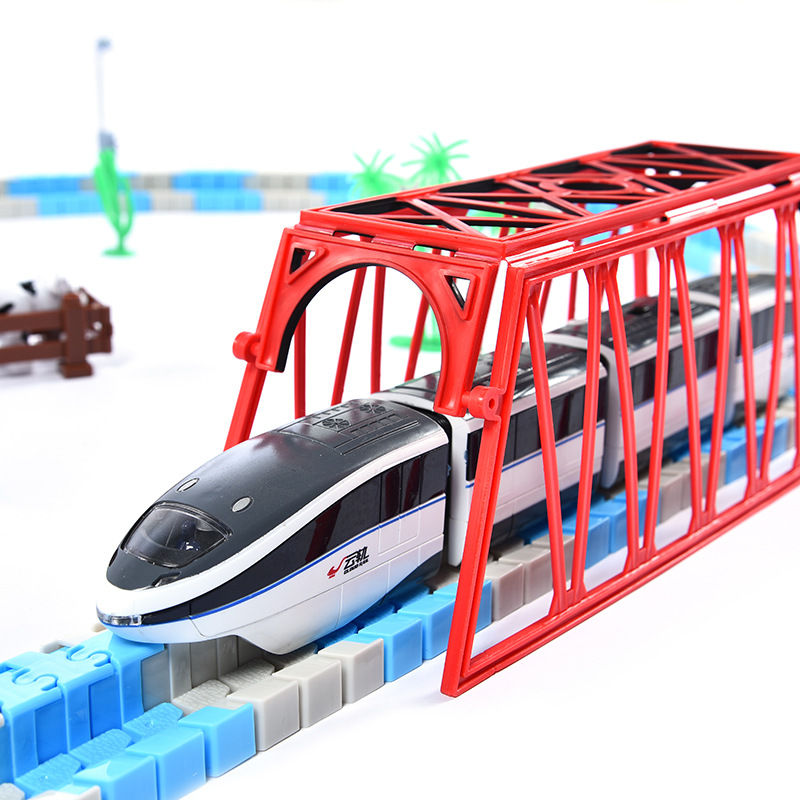 百变轨道巴士车充电语音报站手势感应地铁云轨益智拼搭玩云巴玩具