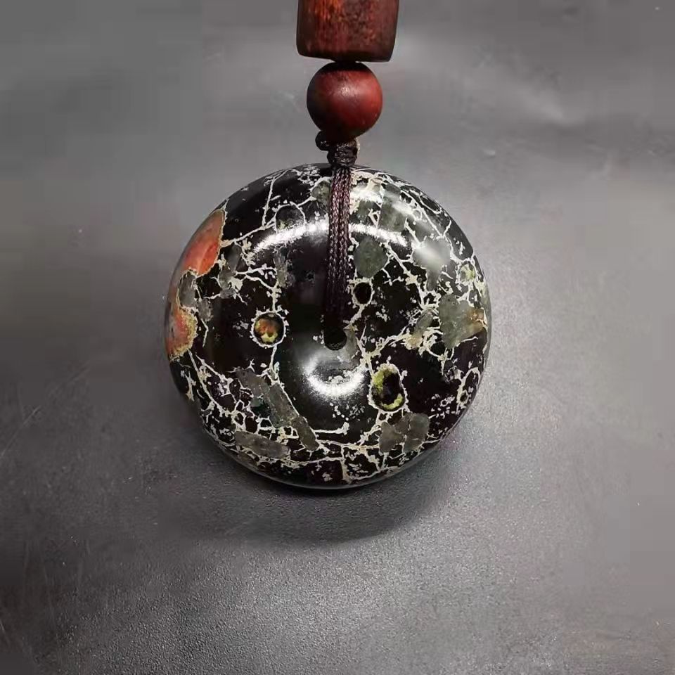 洛阳梅花玉平安扣情侣吊坠玉佩梅花玉挂件