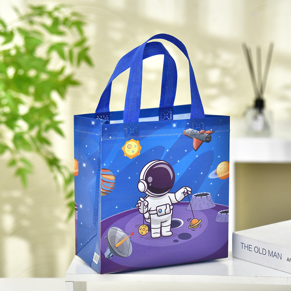 Party Candy Gift Bag Cartoon Non-Woven Cloth Bag Astronaut Packaging Bag Shopping Bag Wholesale Gift Bag