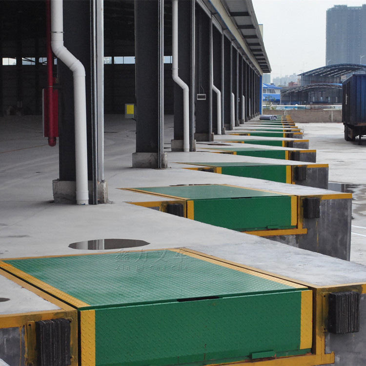 鑫力液压登车桥8吨固定式电动月台集装箱叉车装卸货