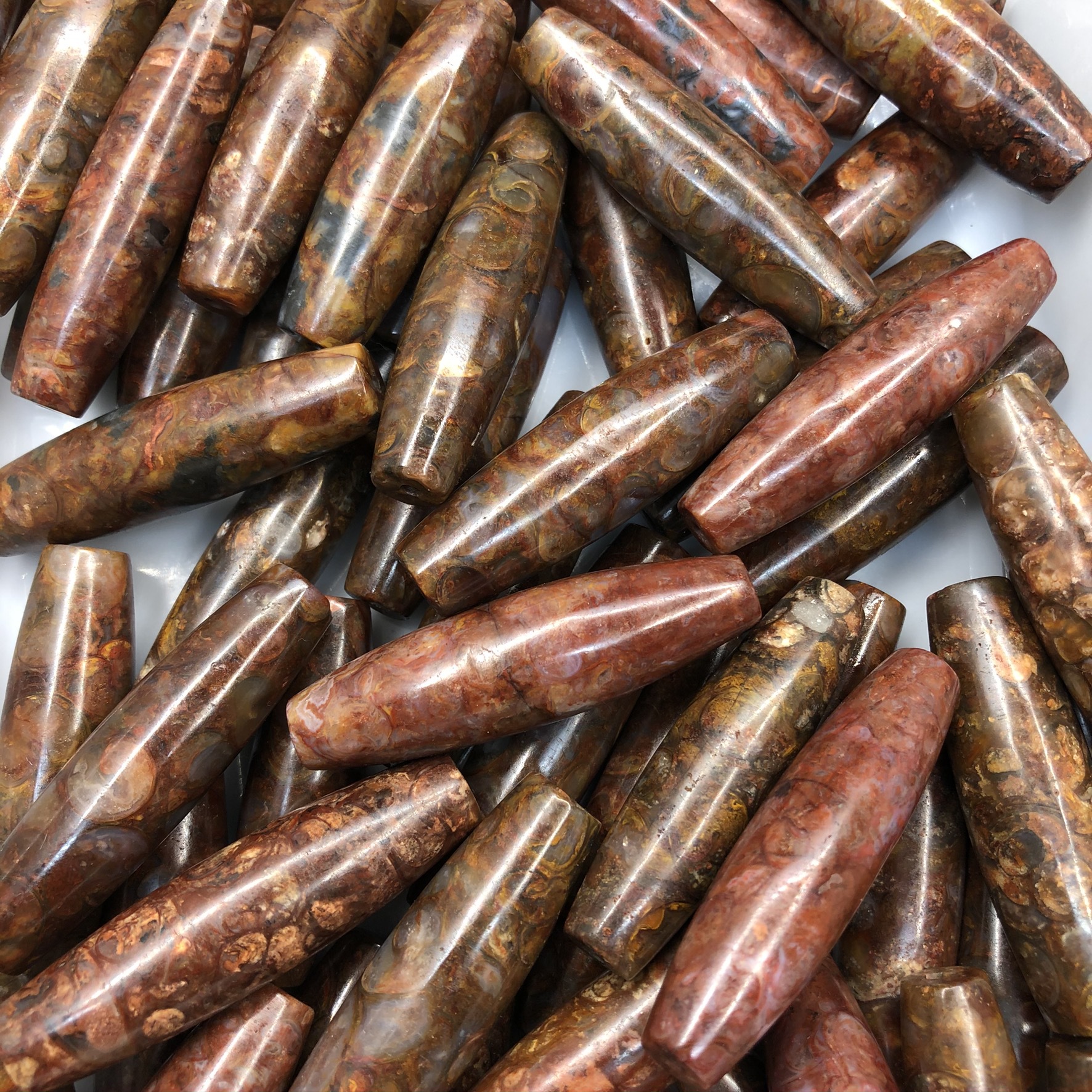 法螺天珠瓷白满螺吊坠配饰饰品辽螺蜗牛石厂家一手货源