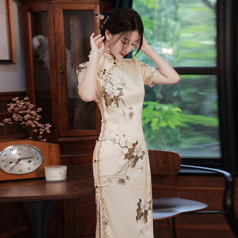 传统长款日常改良旗袍2023新款年轻款女复古修身中袖平时可穿春秋