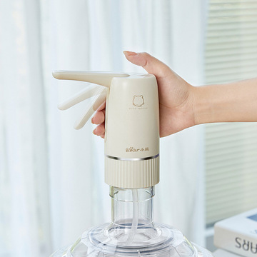 bear/小熊电器电动抽水机家用充电折叠式水泵压水器ysj-d06h5