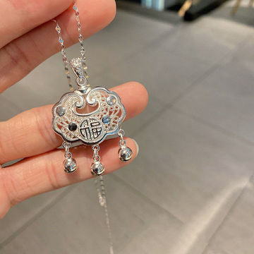 平安锁女项链轻奢小众镀银镂空宝宝长命锁送朋友生日礼物工厂批发