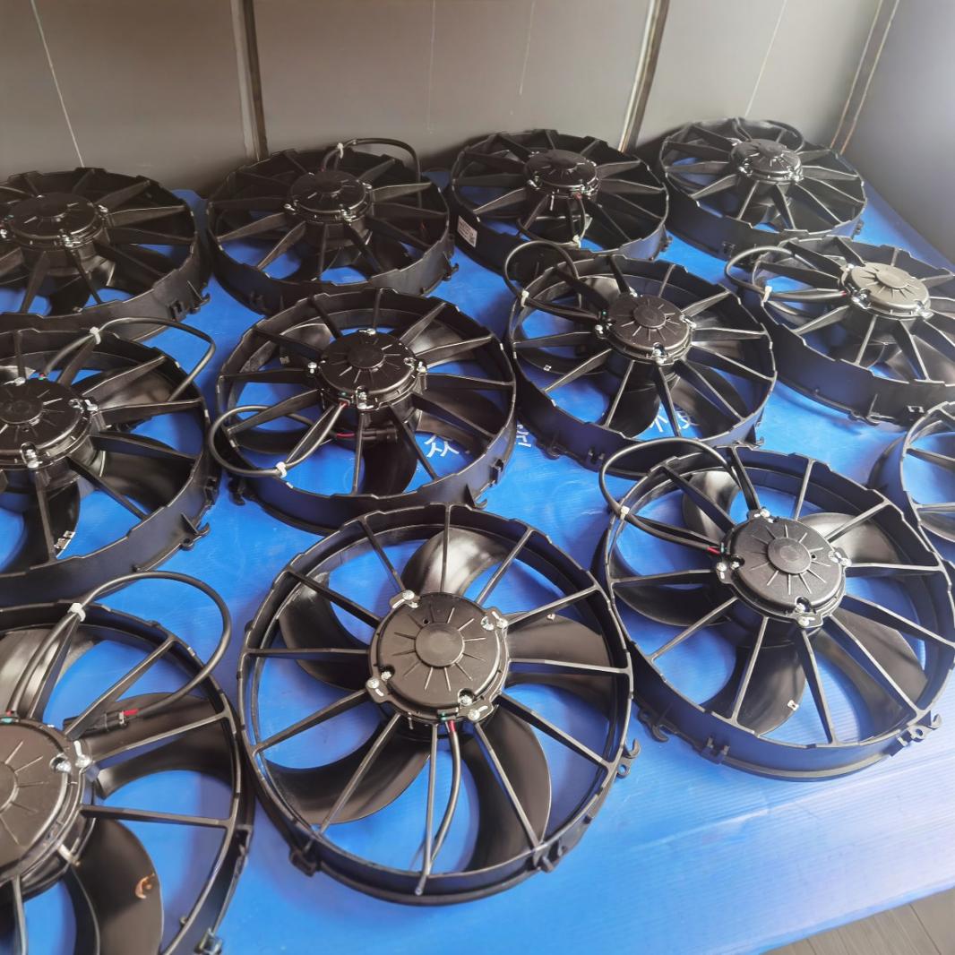 客车空调冷凝风机宇通大巴汽车电子散热风扇 261吹风吸风24v/12v