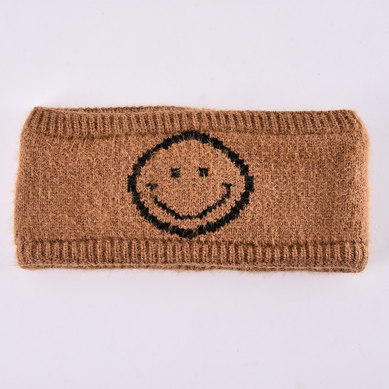 2021 New Knitted Smiley Face Scarf Plush Knitted Windproof Confinement Hair Band Internet Celebrity Same Style Headwear Headband Wholesale