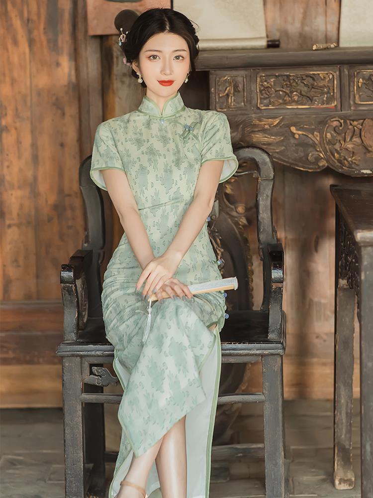 青绿色旗袍年轻款气质0年夏感日常修身民国风复古女装