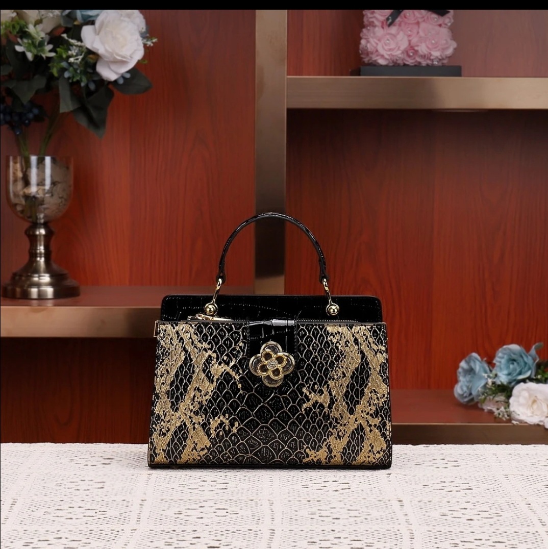 陌黛尔新款漆皮亮面手提包高级质感手提包跨境新品女包今年流行款