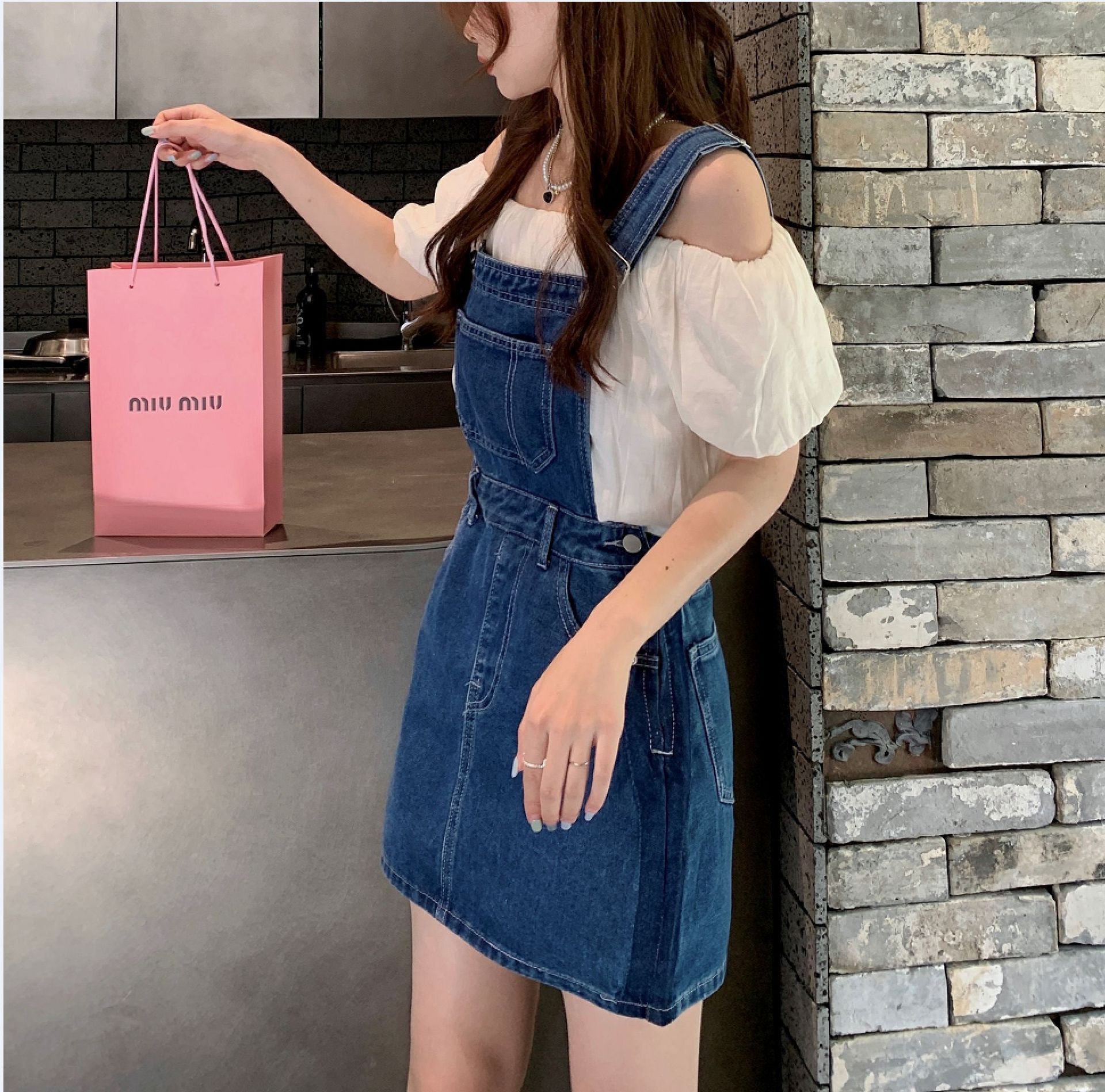 牛仔背带裙女2022夏季新款韩版收腰显瘦包臀复古吊带连衣裙短裙子