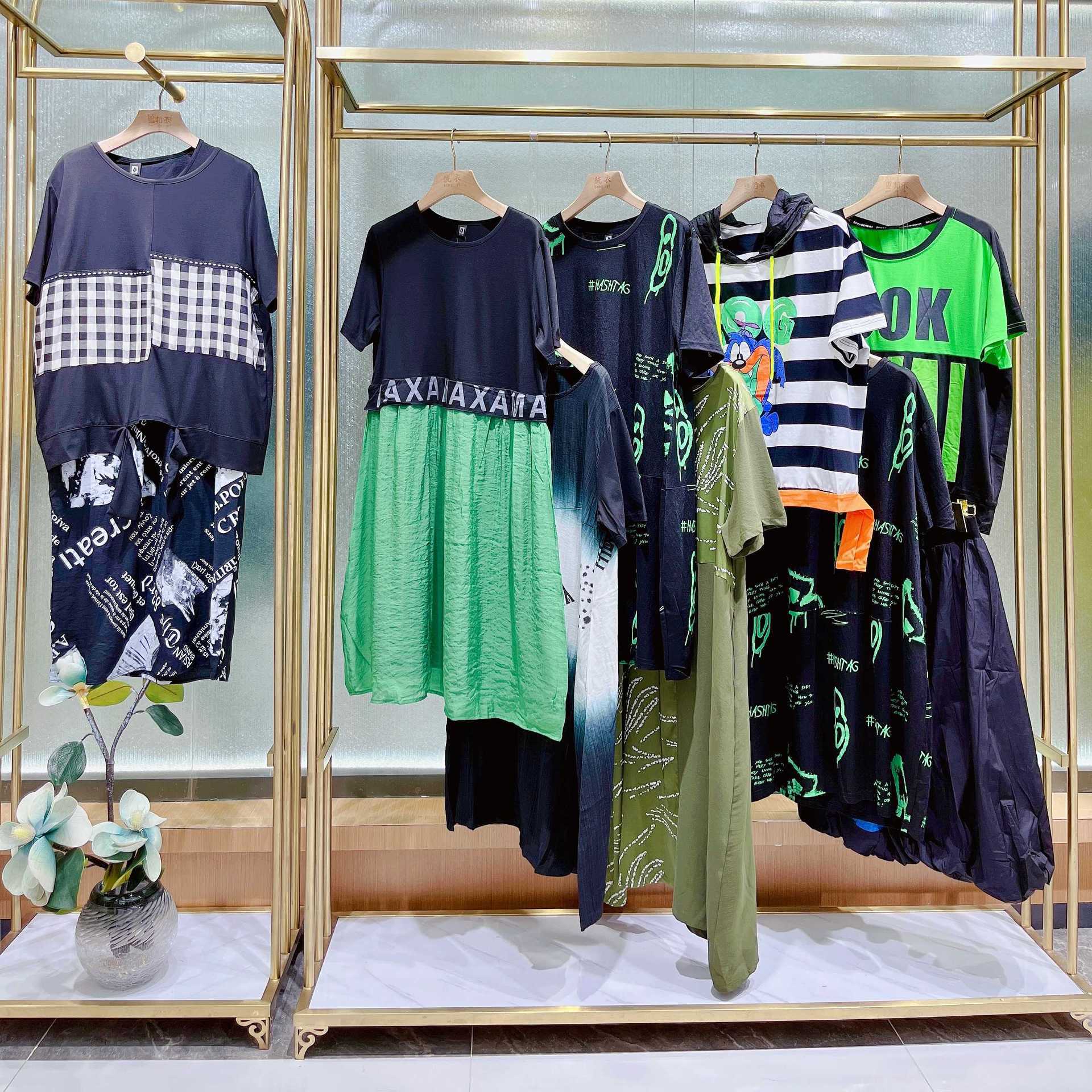 四季太阳花22夏装休闲宽松大版女装商场撤柜品牌折扣女装万达撤柜