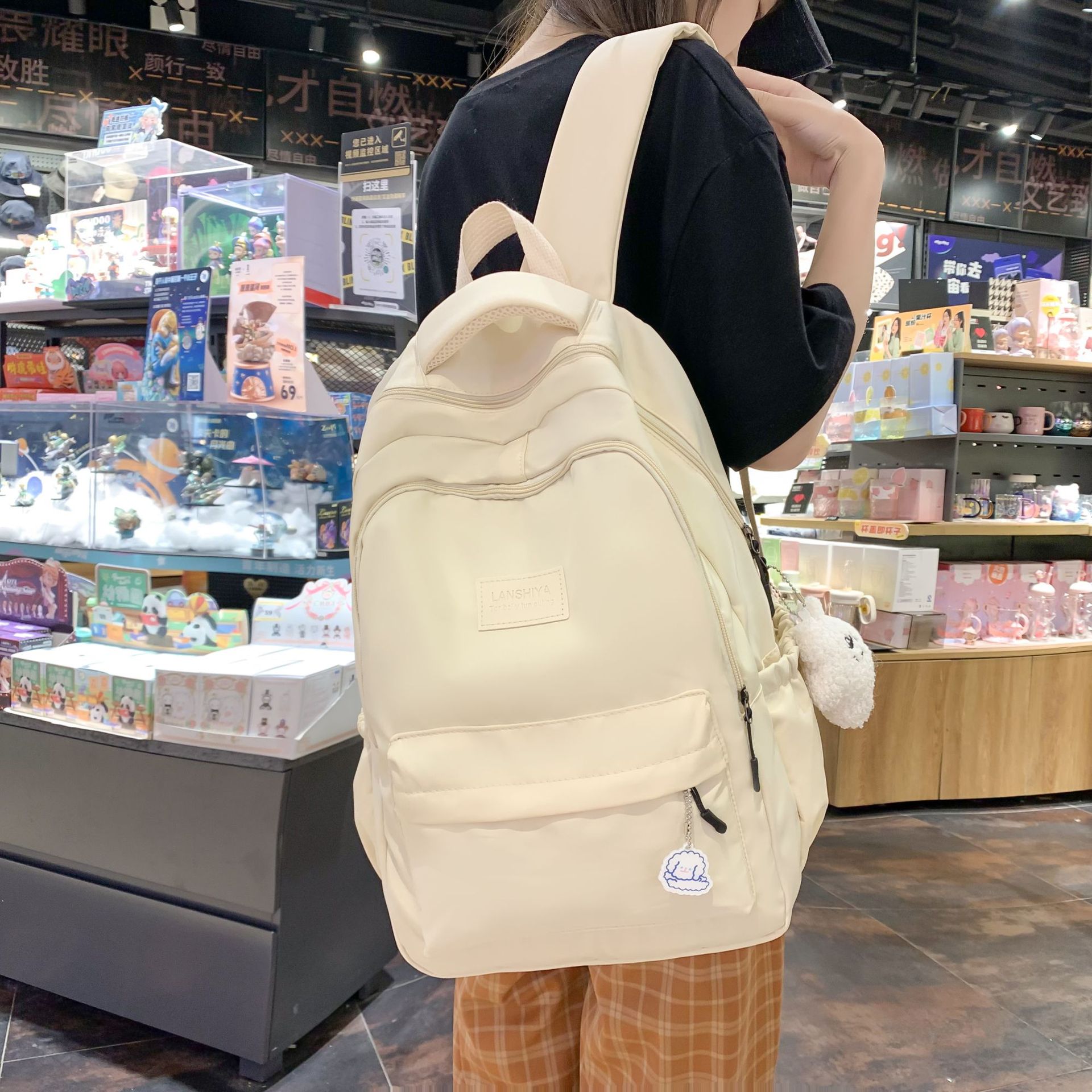 书包女初中女生2024新款大容量小学生中学生高中生背包学生双肩包