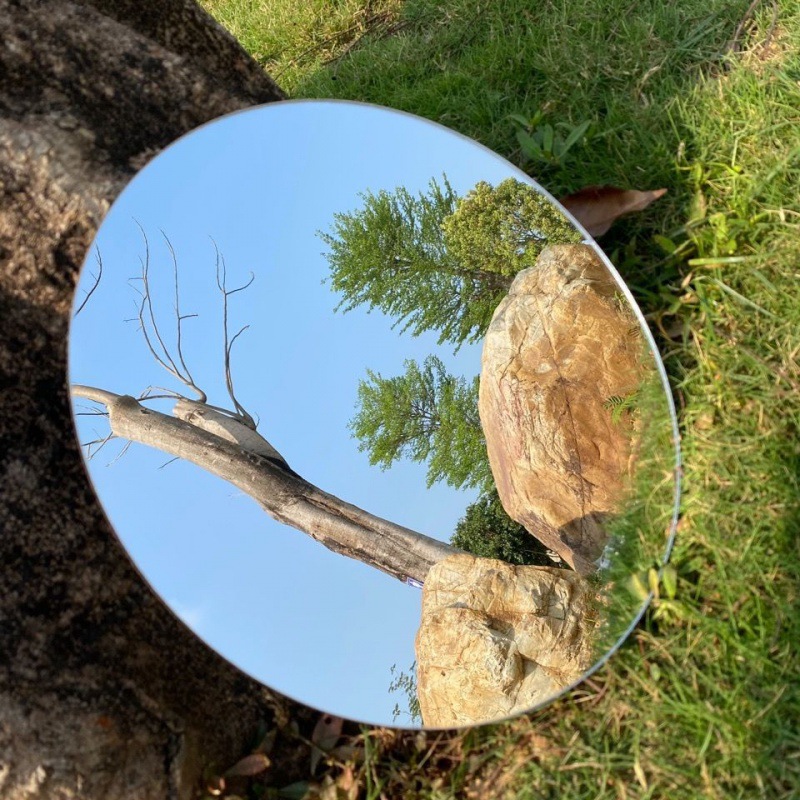 小圆镜亚克力圆形镜子化妆镜厕所卫生间模拍摄道具摄影自粘免打孔