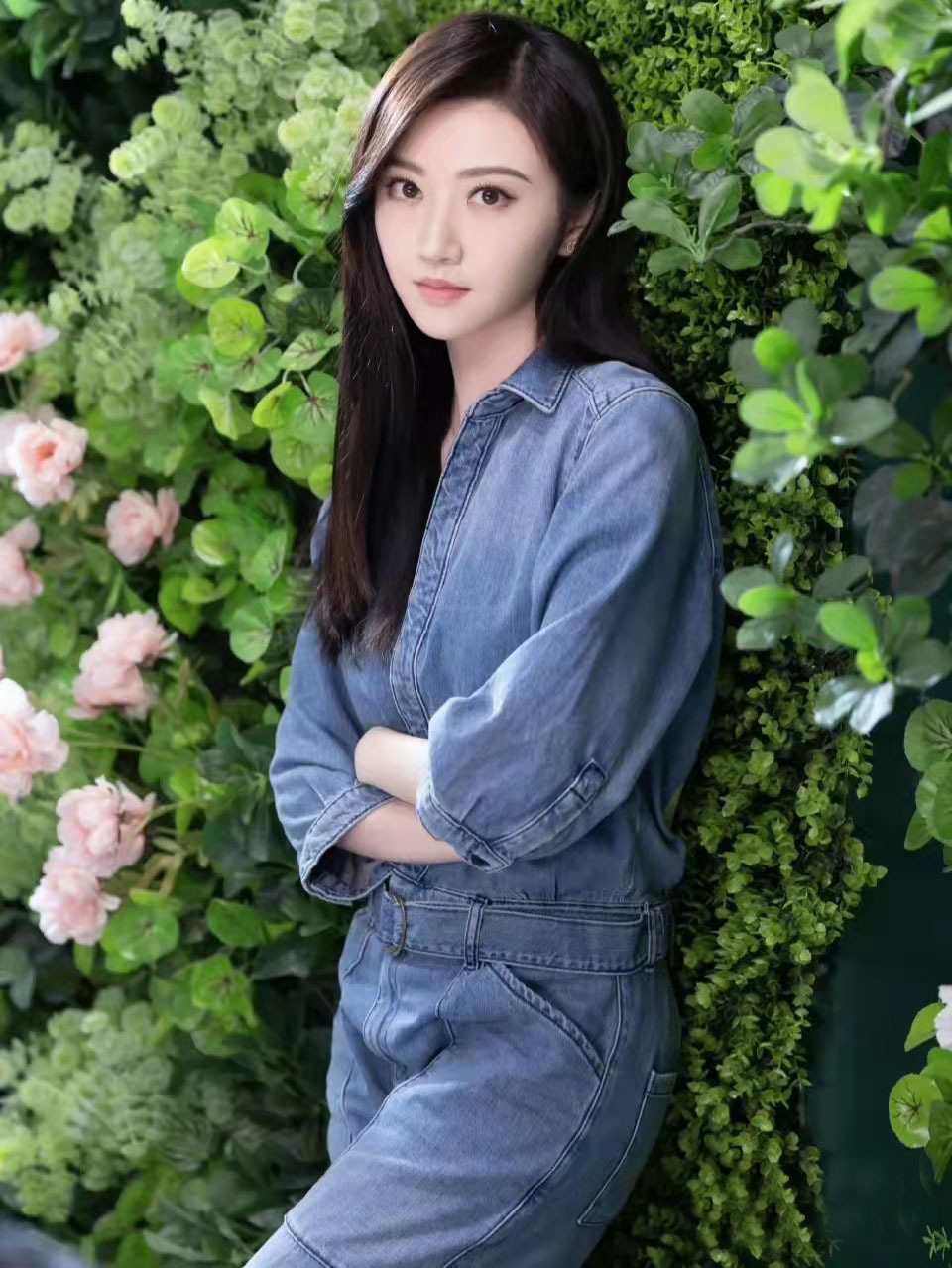 半熟恋人明星景甜同款蓝色牛仔连衣裤女2022春新款牛仔上衣连体裤