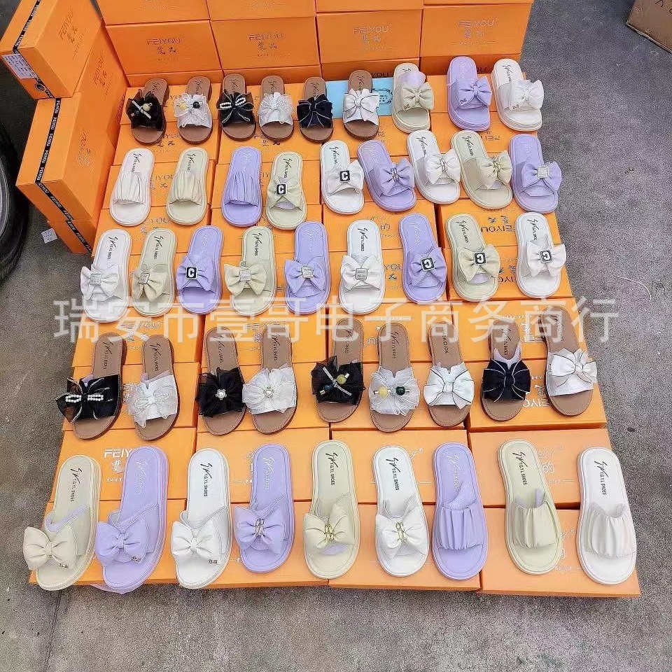 地摊鞋批发鞋子批发地摊货源女鞋跑量杂款鞋子5-30元外贸库存鞋