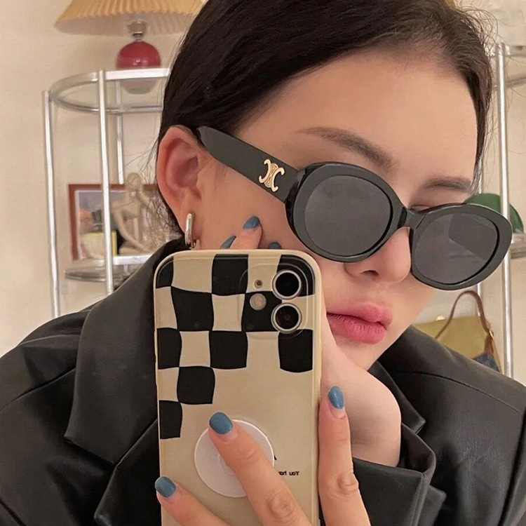 Sunglasses Retro Oval Sunglasses Wholesale TikTok Xiaohongshu Internet Celebrity Same Style 2023 New Bar Disco Lady