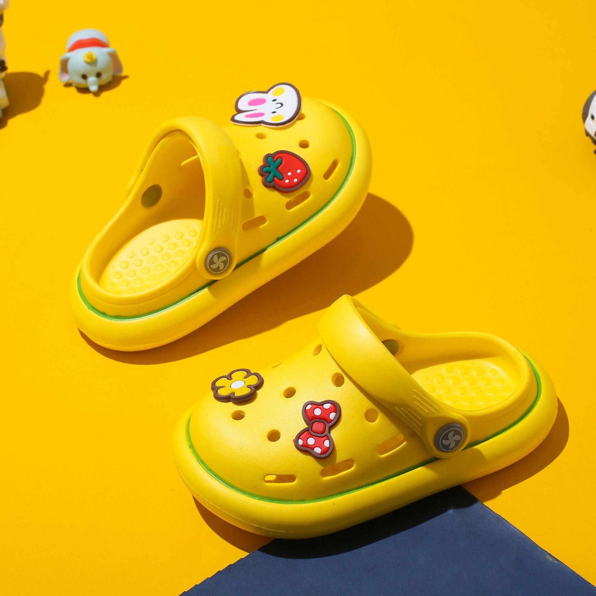 Children's Shoes Non-Slip Eva Hole Shoes Kid's Cartoon Baby Sandals Children's 1-3 Years Old Children's Shoes Toddler Shoes Wholesale