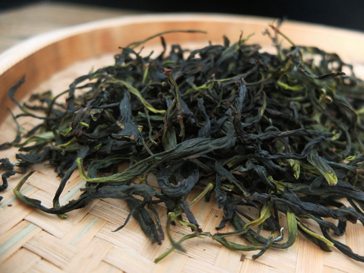 凤凰单丛茶广东潮州凤凰山浓郁甘爽大乌叶乌岽单丛茶现货