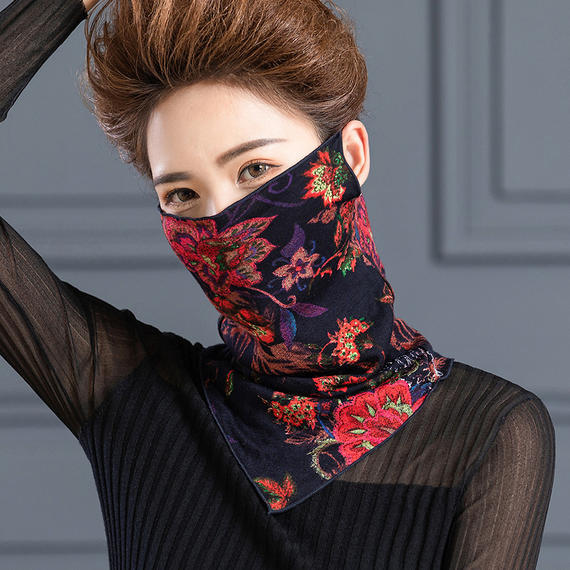 羊毛针织蒙面巾女秋冬防寒套头护脸面罩保暖围脖不规则三角巾围巾