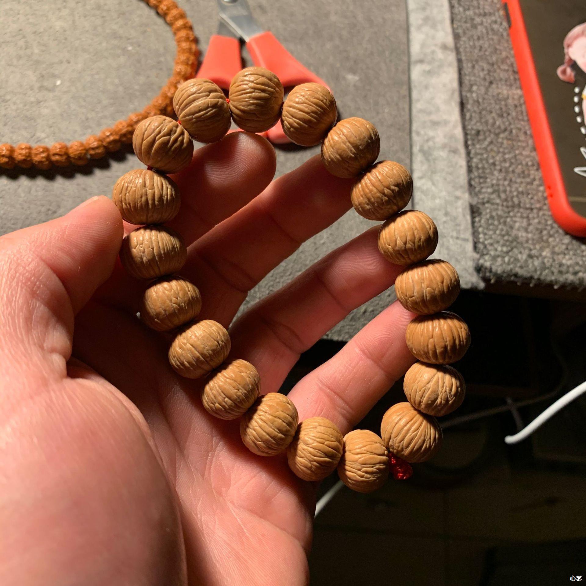 无修猴头手串 土豪 南瓜 原籽原桩 凤羽 猴王 水晶皮正圆猴头核桃