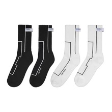潮牌布标解构设计莱纳标签袜 欧美运动袜纯棉中筒袜男女袜子