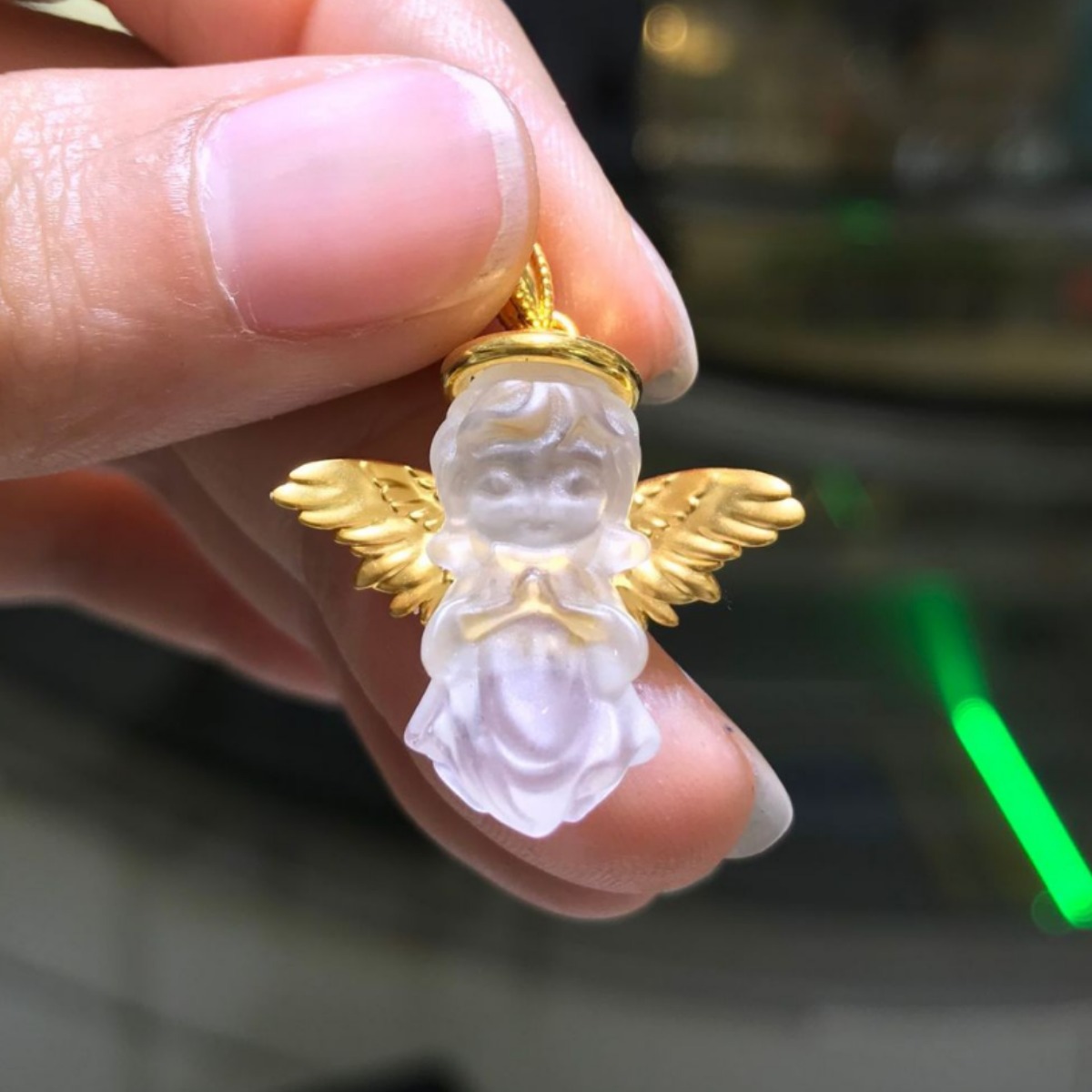 18k金白水晶天使吊坠au750黄金黄天使宝宝简约百搭款吊坠黄金批发