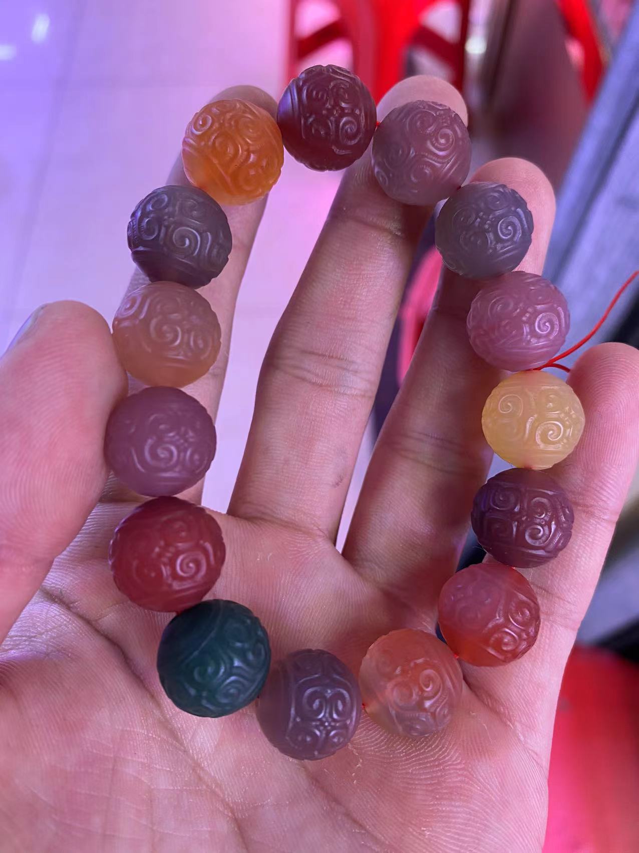 天然盐源玛瑙哑光回纹珠精工雕刻手链厂家批发直播工艺盐源回纹珠