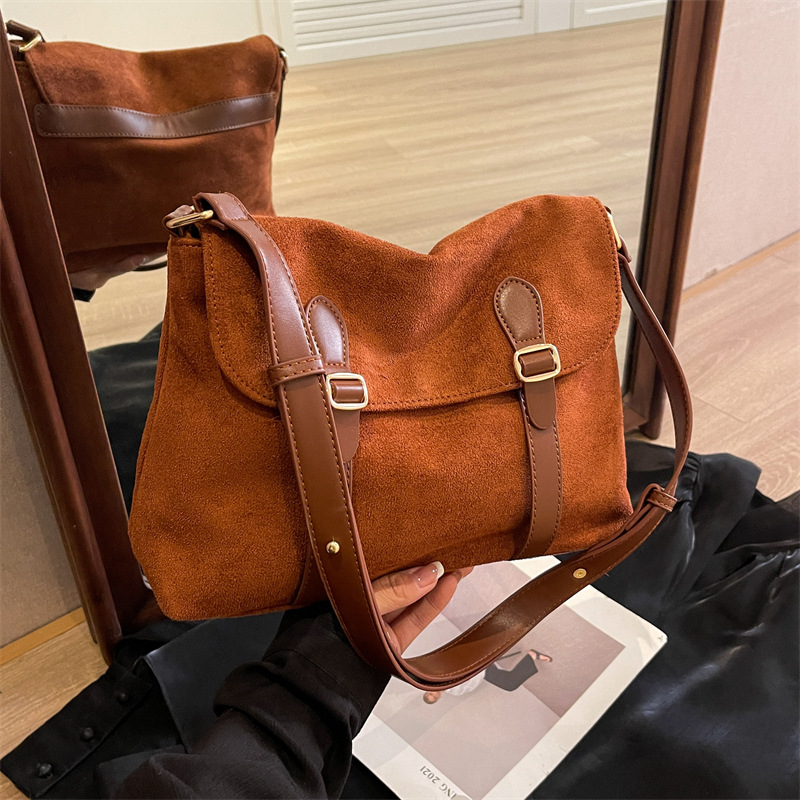 Fashion Korean Style Messenger Bag Women's New Niche Retro Texture Portable Shoulder Bag Large Capacity Crossbody Bag Foreign Trade