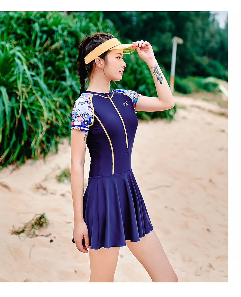 361游泳衣女连体保守短袖裙式遮肚显瘦韩国ins2021新款泡温泉泳装